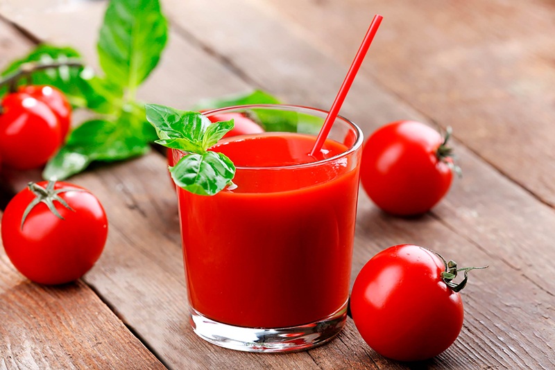 Lợi ích của việc uống nước ép cà chua là gì? Khi nào tôi nên uống?