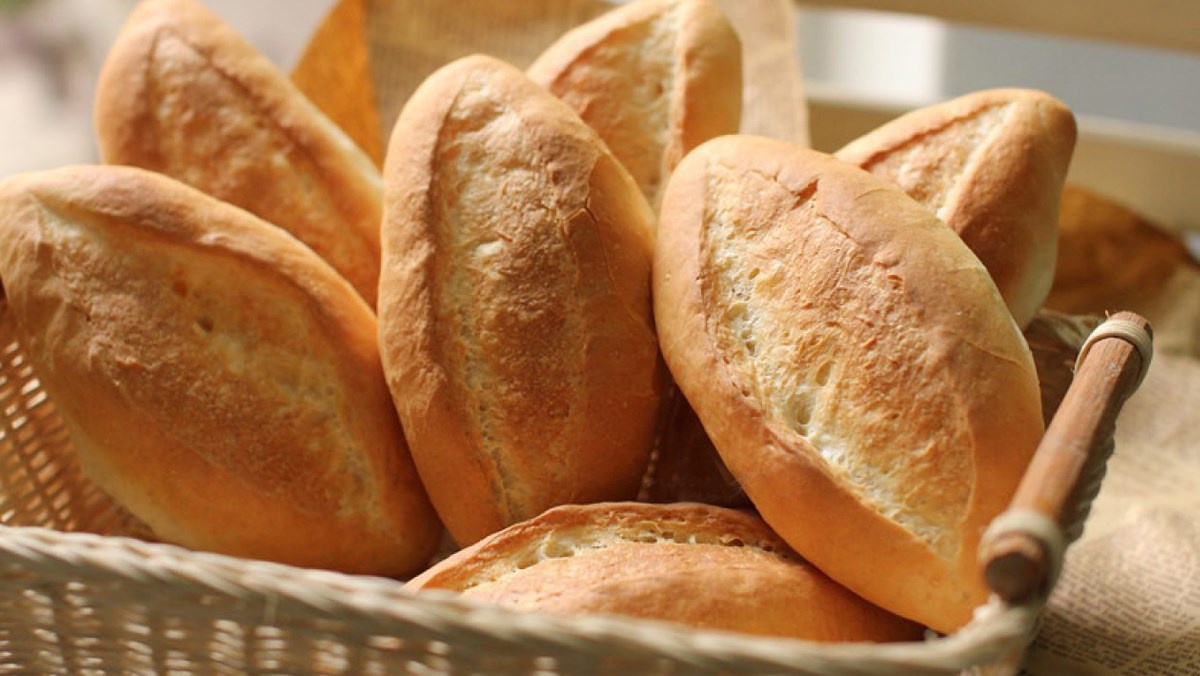 Hướng dẫn 3 cách làm bánh từ bột mì không cần bột nở - Nhà thuốc FPT Long Châu