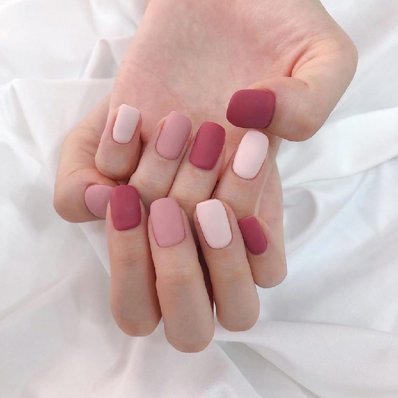 Top 20+ những mẫu nail cô dâu màu hồng đẹp sang trọng