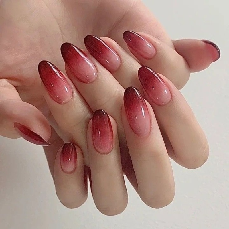 Tổng hợp 15+ kiểu nail cô dâu màu đỏ đẹp cho nàng
