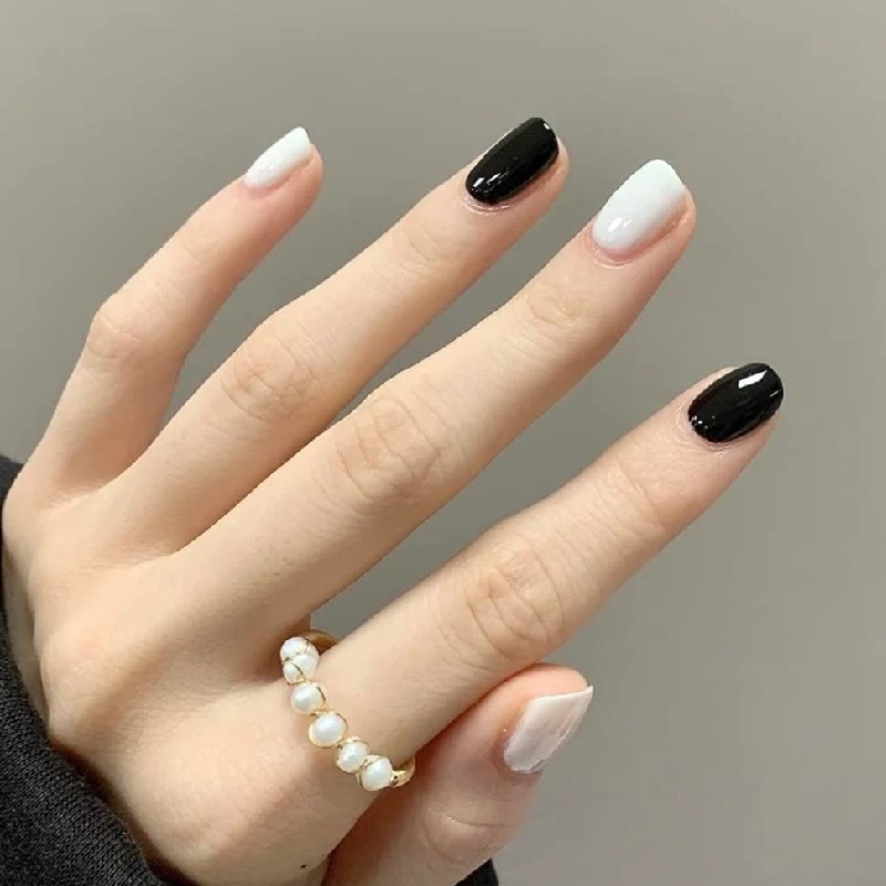 20+ Mẫu nail móng tay màu trắng được yêu thích hiện nay