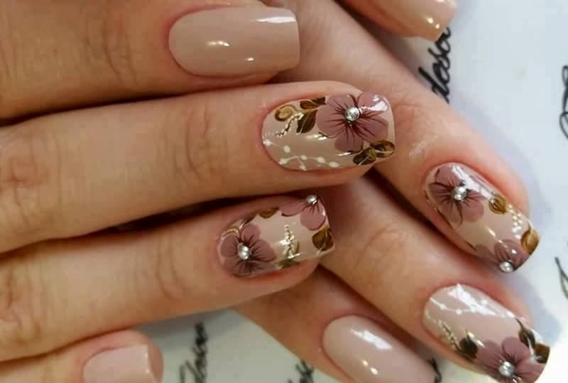101+ mẫu nail hoa đơn giản dễ thương cho bạn gái